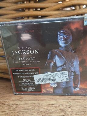 Michael Jackson History Past,Present And Future Book 1
